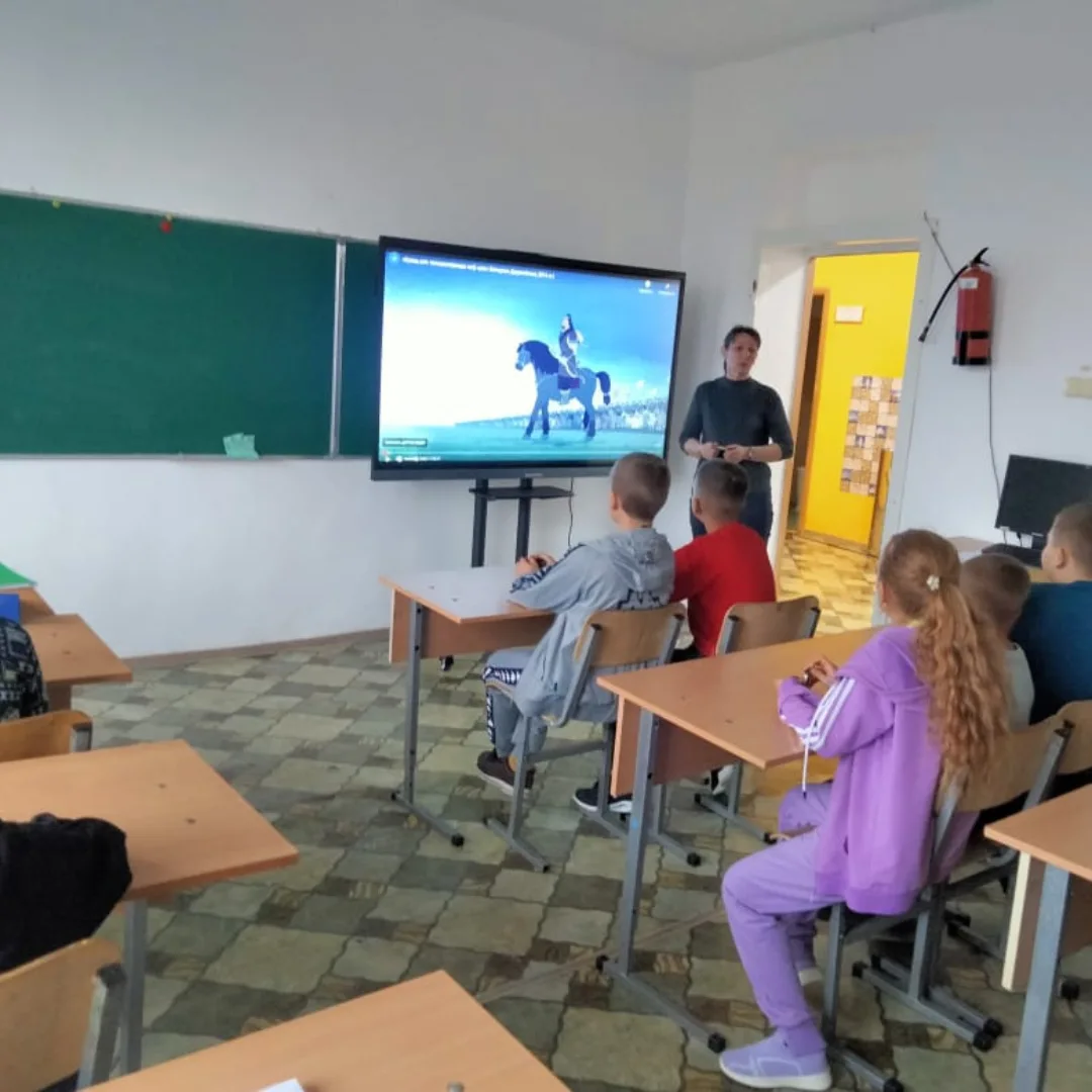 572629933 18060294128445208 1585709724365573442 n